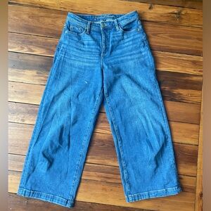 Highest Rise Wide Leg Crop Jean